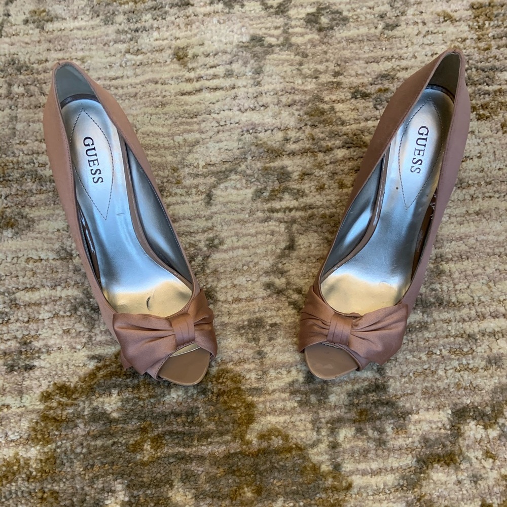 Guess heels size 10